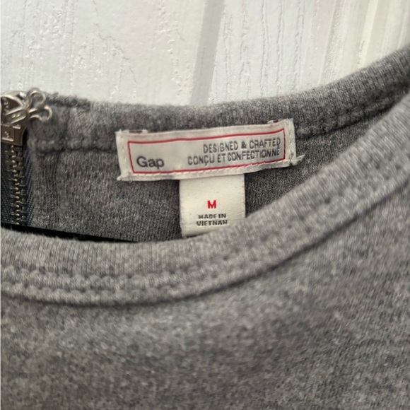 Med GAP Tshirt - Picture 3 of 4